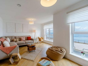 4 Bed in Whitley Bay 87186